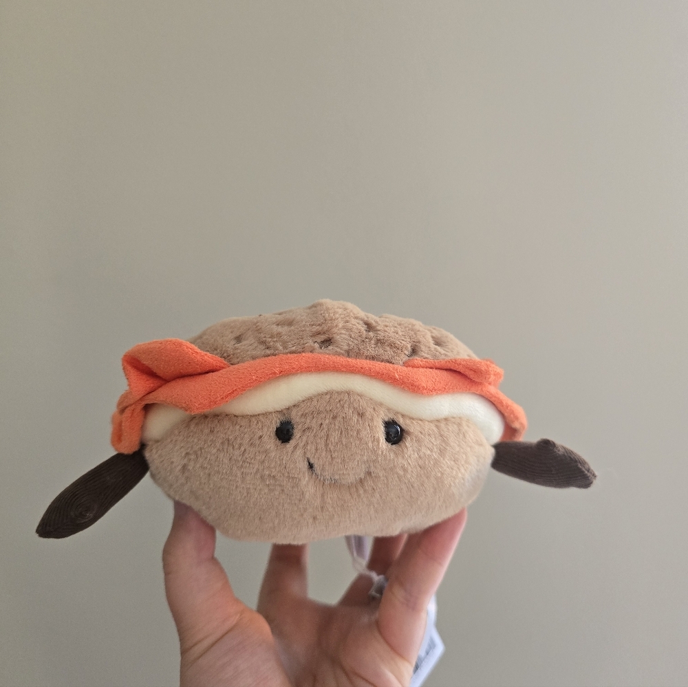 Jellycat Amuseable Bagel